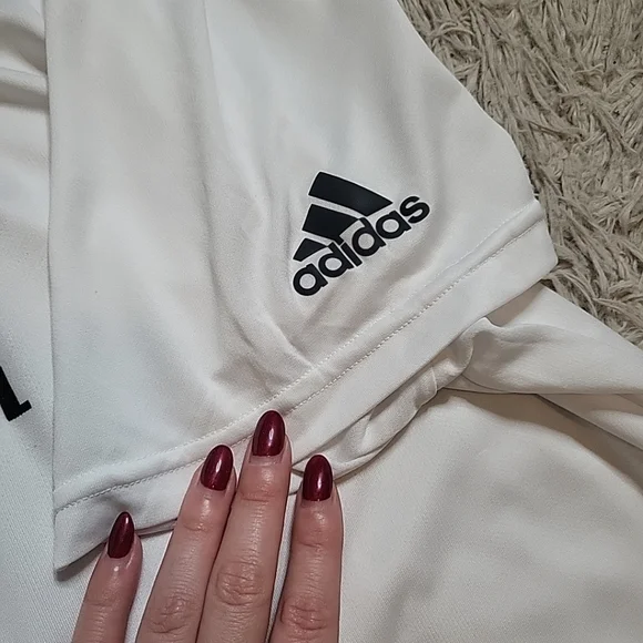 *SOLD* Adidas UC Basketball Performance Tee Top Tshirt Short Sleeve Size 2XL - Picture 5 of 9